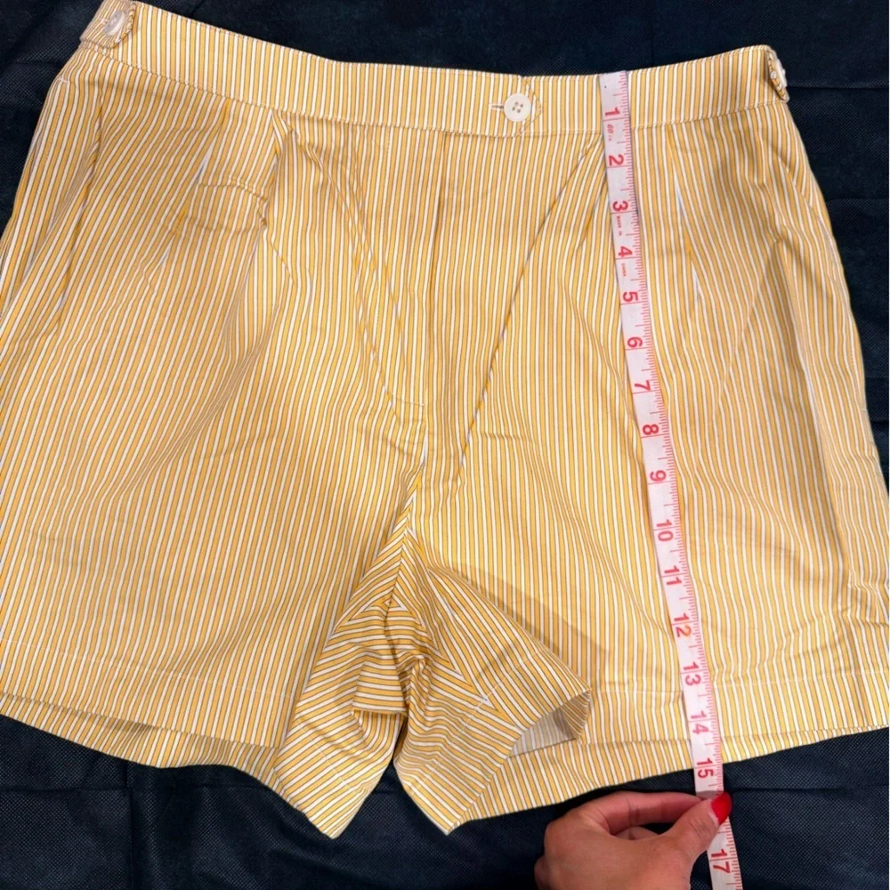🔥NWOT Tory Burch Women’s Yellow Pinstripe High-Waist Shorts Size 6🔥